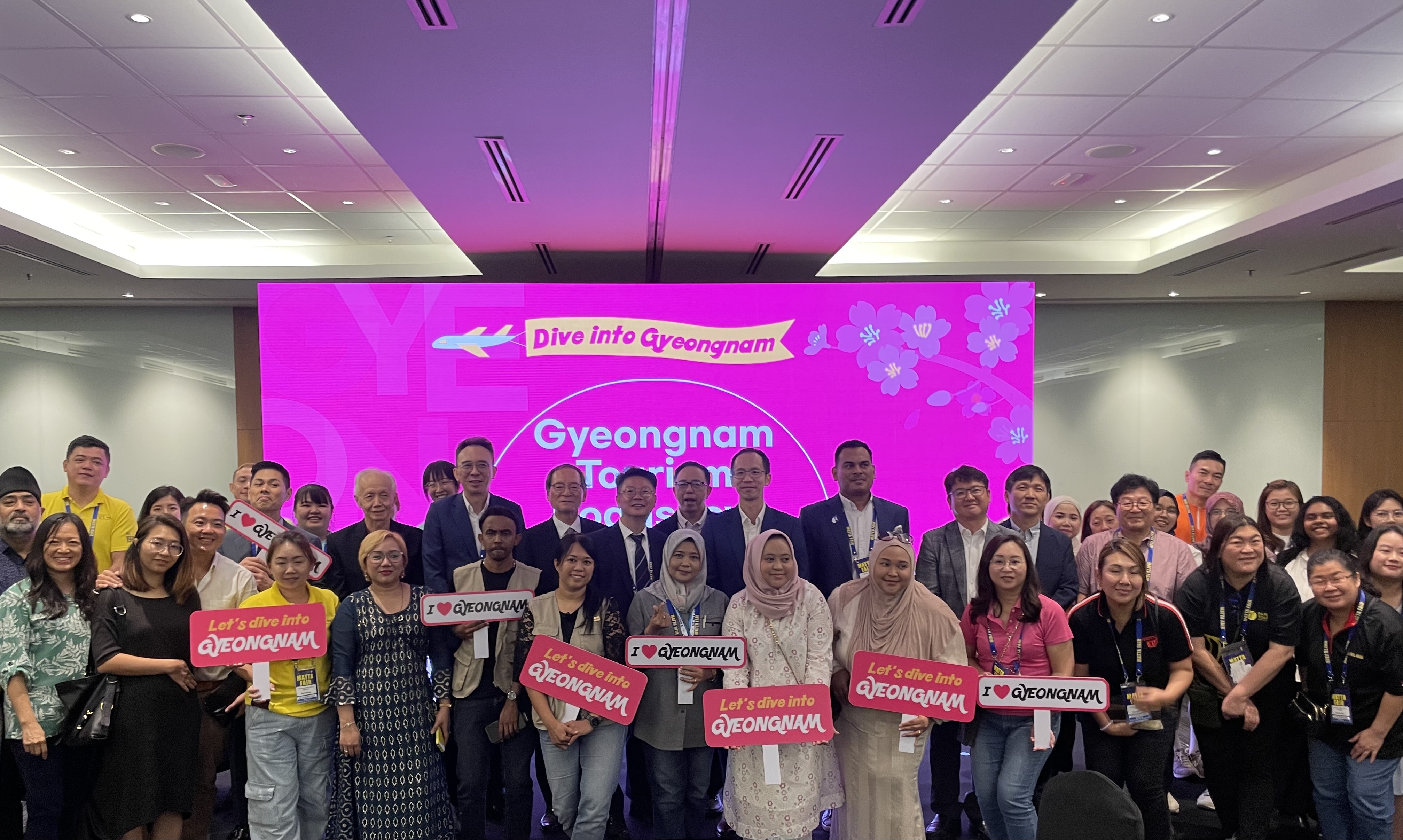 Gyeongsangnam-do Attracts Overseas Tourists with Extensive On-Site Campaign in Malaysia의 파일 이미지